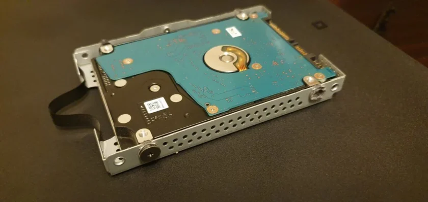 cambiar el disco duro PS4 ssd