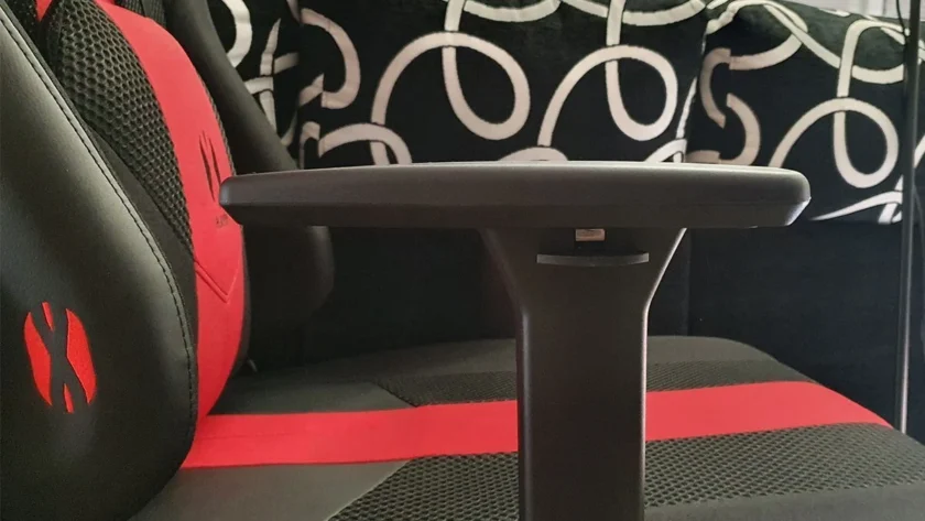 reposabrazos silla gaming 3D