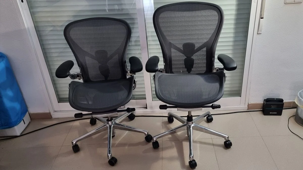 herman miller aeron B vs C